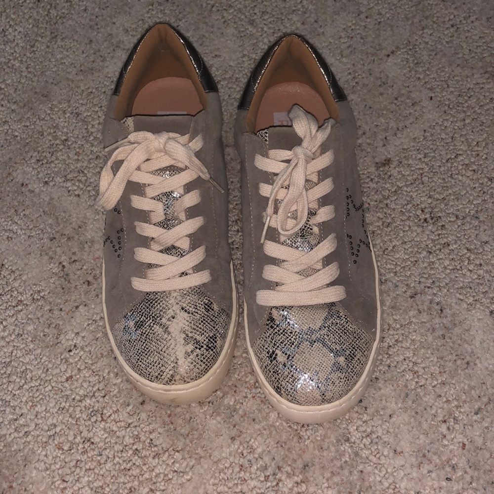 Star shoes